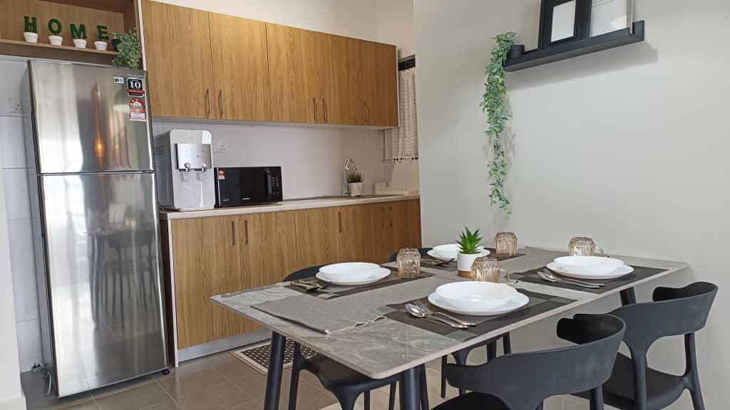 Homestay KLIA - Warisan Indah Homestay